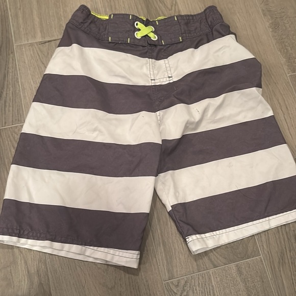 Cat & Jack Boys Swim Trunks Size M - Picture 3 of 6
